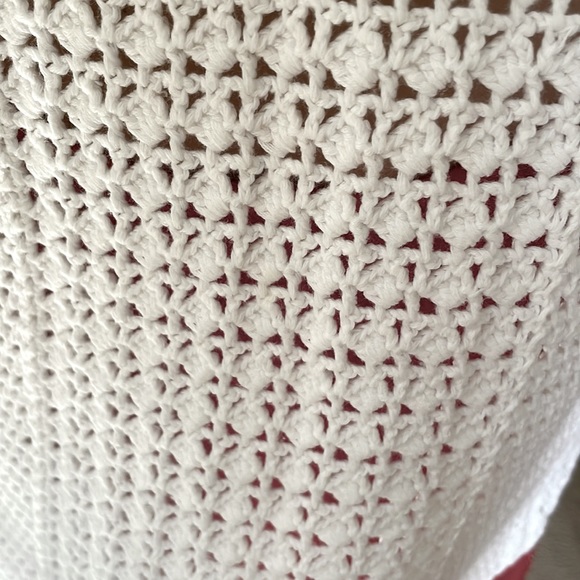 J. McLaughlin Women’s White Top Size Medium - Picture 3 of 5